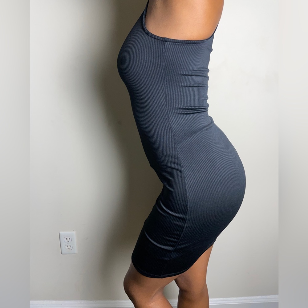 Divided Ribbed Dress - Picture 3 of 4